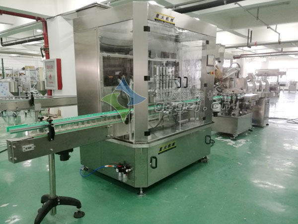 牛肉醬灌裝真空旋蓋生產線