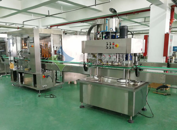 全自動乳液灌裝旋蓋生產線