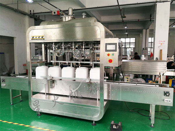 調味品香精香料自動化灌裝線-全自動香精香料加工生產流水線實拍圖